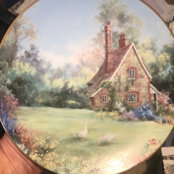 Hamilton Plate Collection - Picture 1 of 2